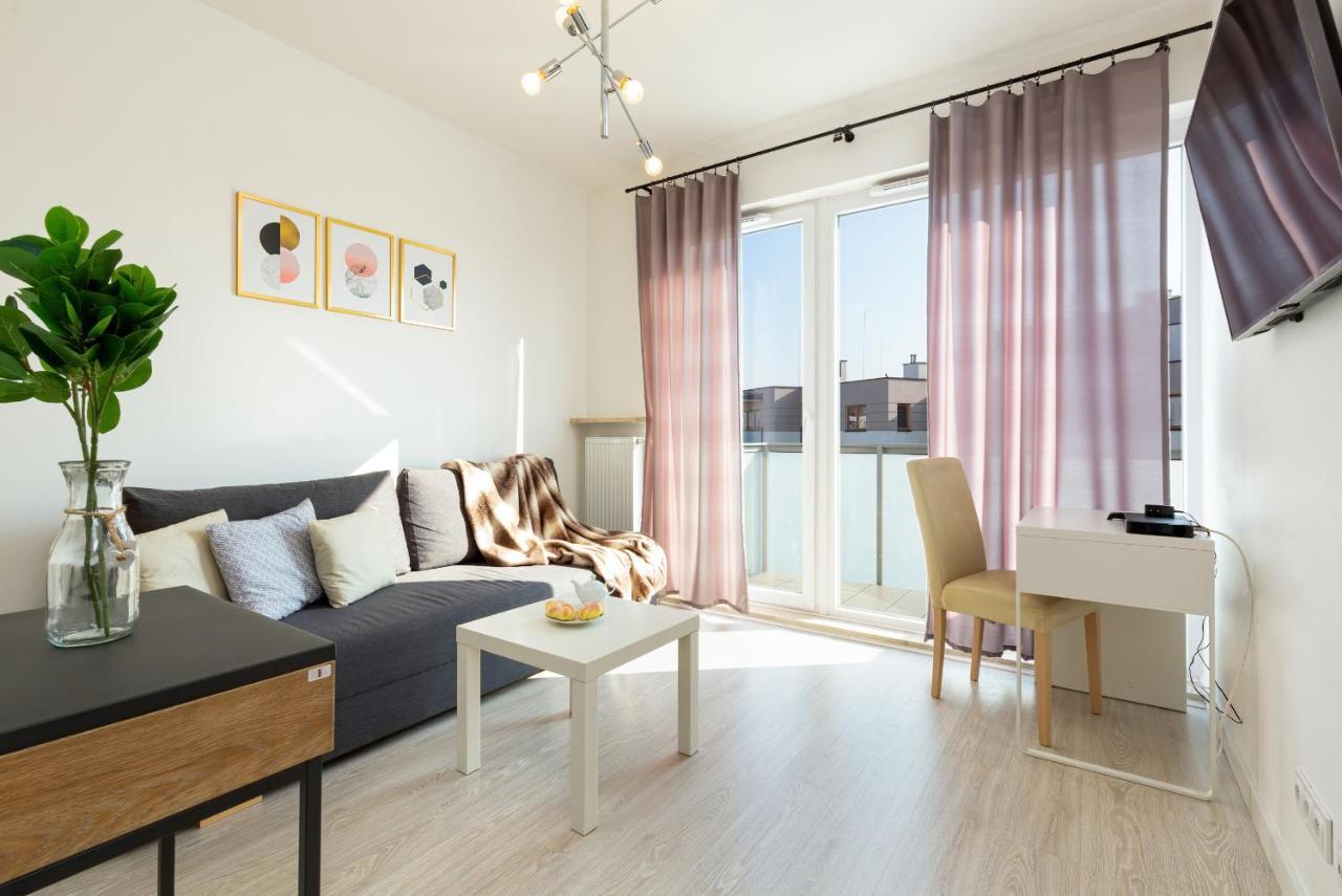 Metro Bielany Apartments By Noclegi Renters Warsaw Exterior photo