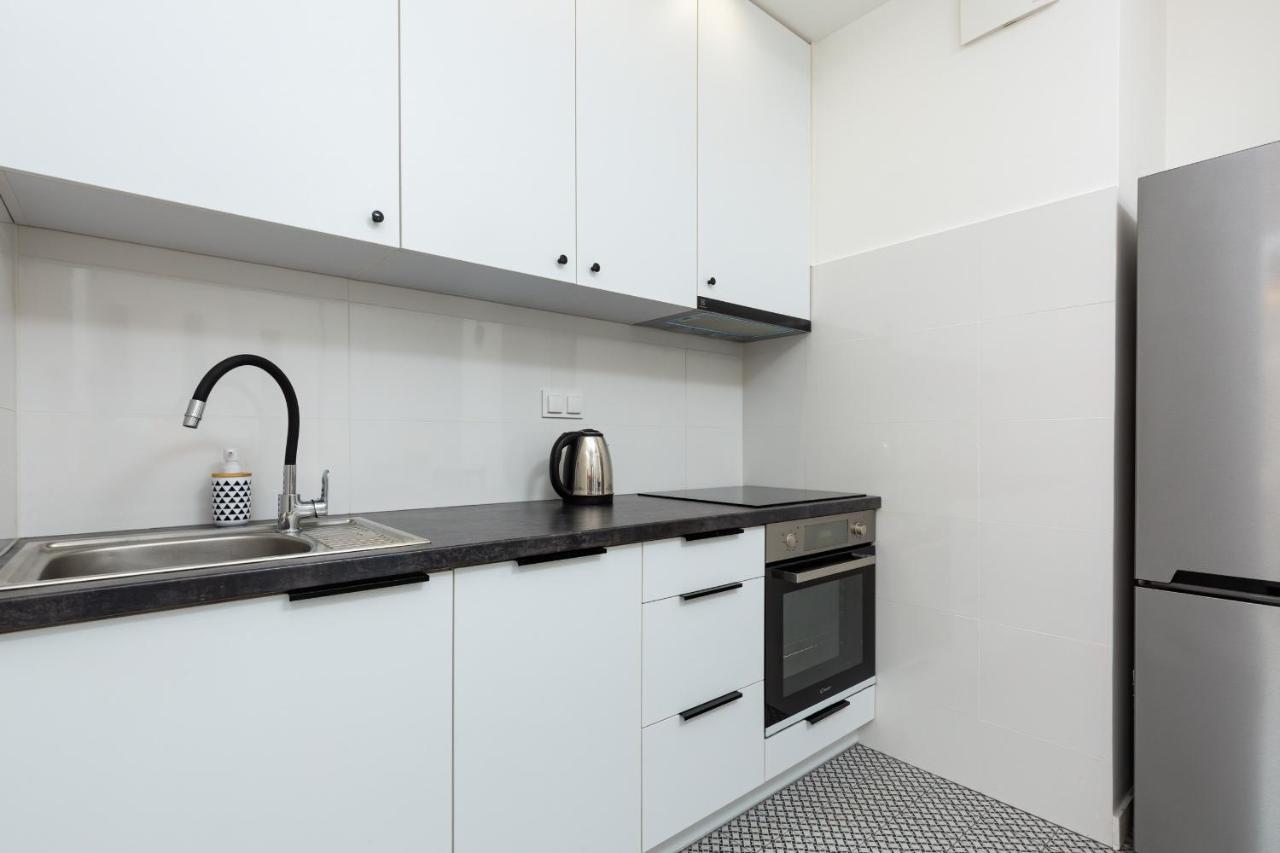 Metro Bielany Apartments By Noclegi Renters Warsaw Exterior photo