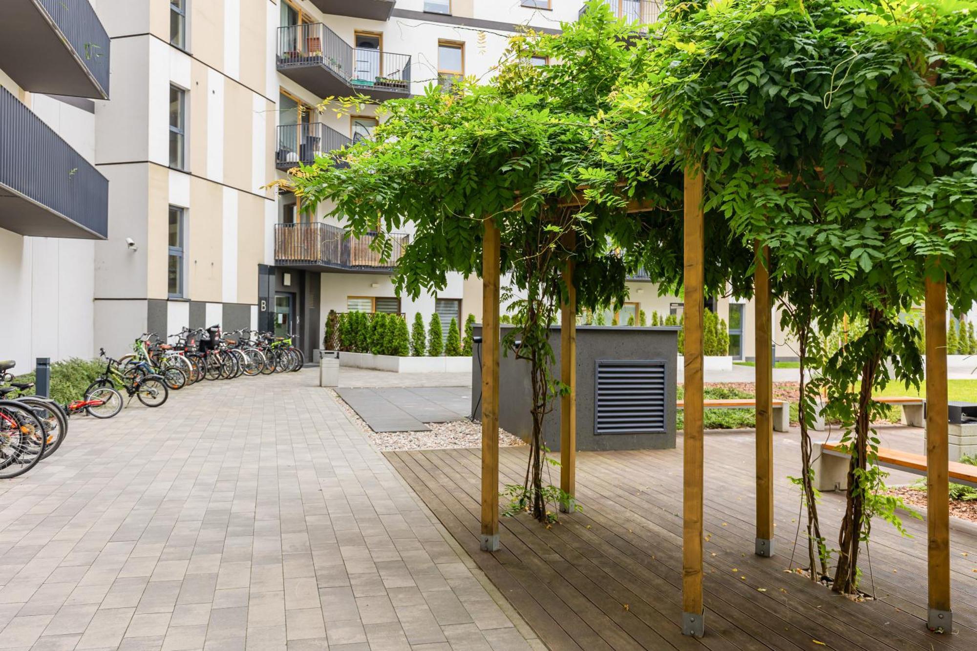 Metro Bielany Apartments By Noclegi Renters Warsaw Exterior photo